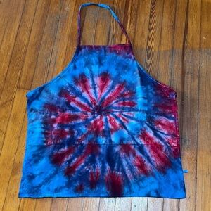 Adult Tie-Dye Apron in Blue & Red Spiral